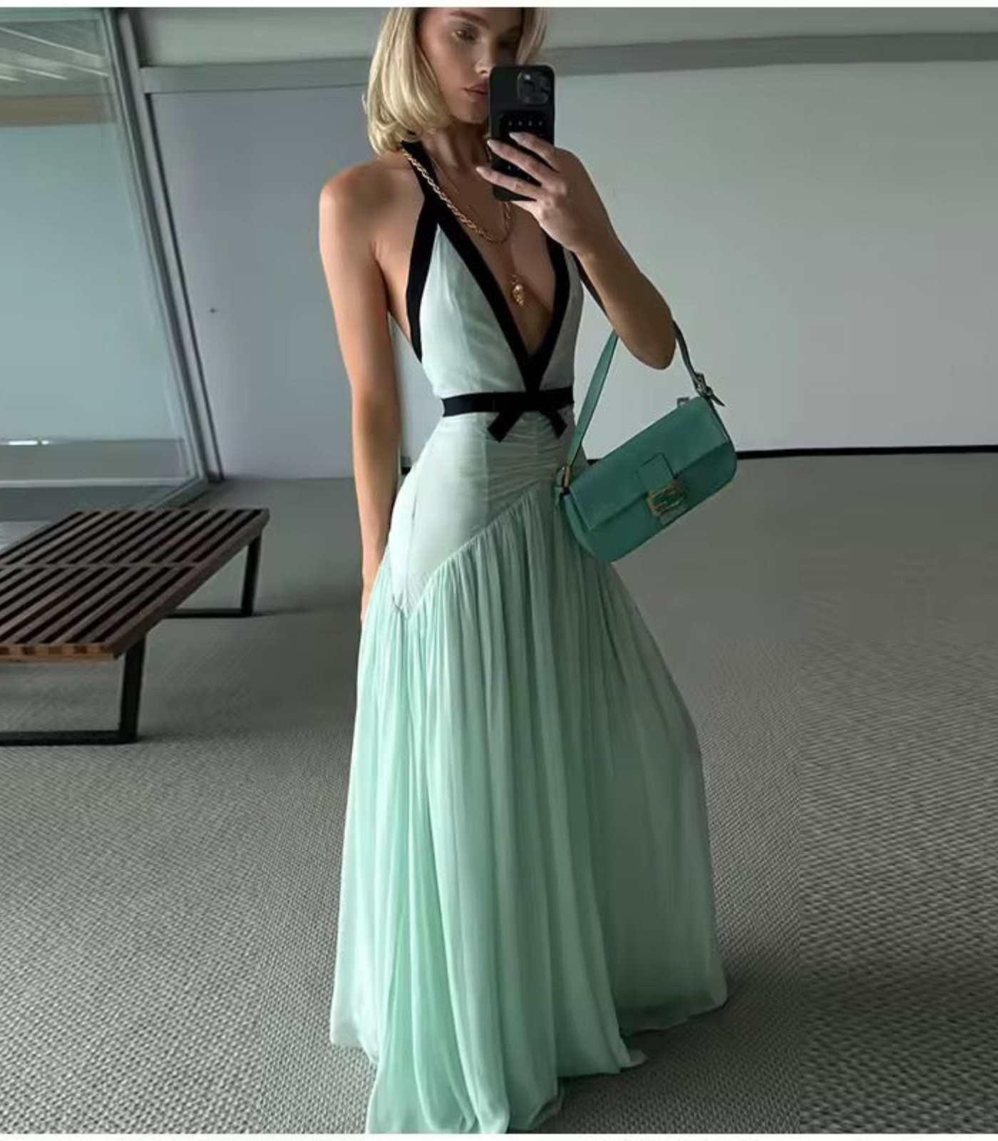 Marissa – Kontrastowy halter – Maxi sukienka bez pleców-15248445866309-Róża Kwiatowa
