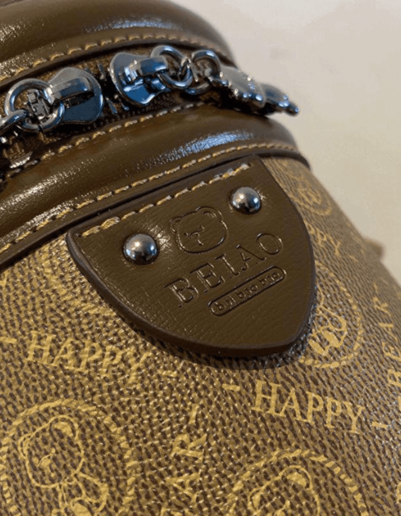 Capucinetta – Detal z monogramem w kształcie króliczka – Torba na ramię-15216453747013-Róża Kwiatowa