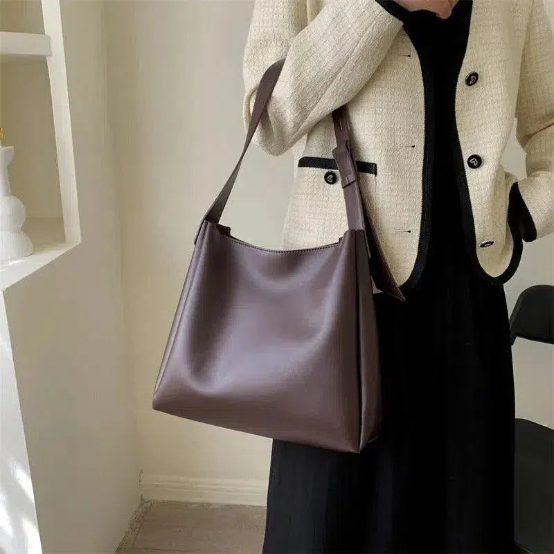 Elina – Ponadczasowy, elegancki styl – Torba na ramię-15216237773125-Róża Kwiatowa