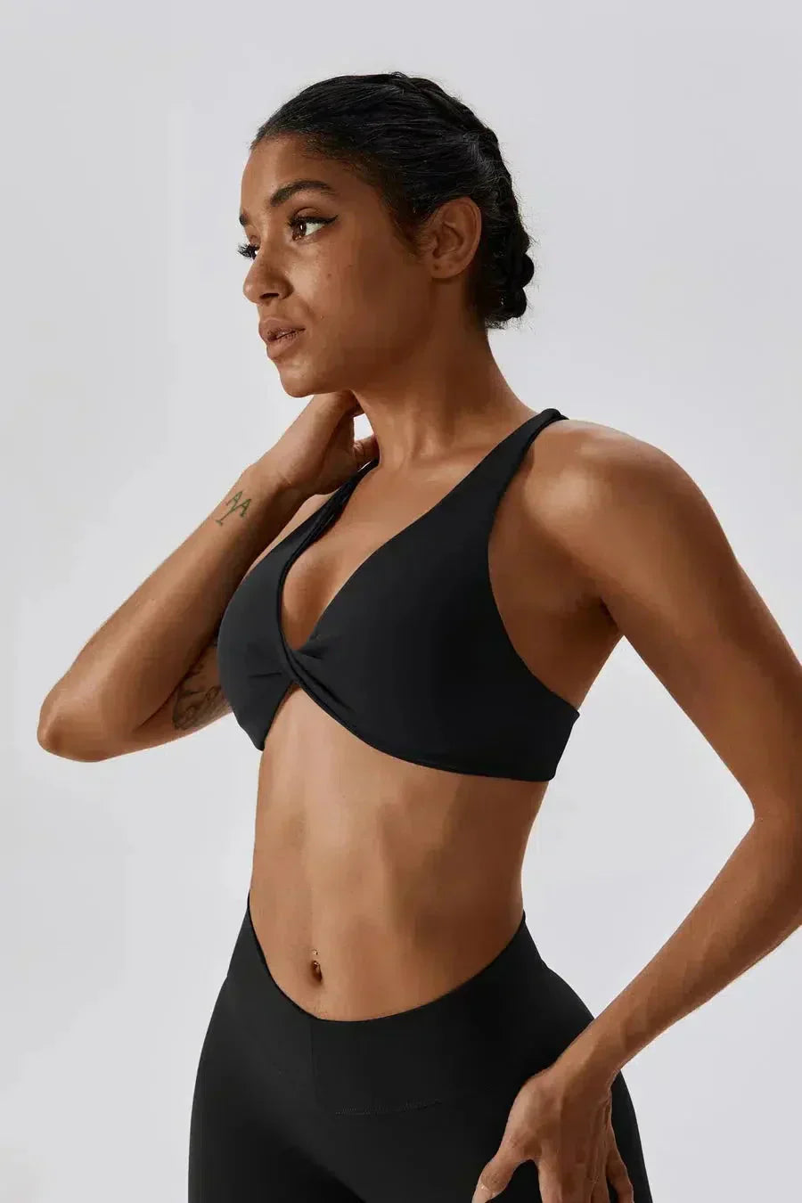 Lorelei – Ramiączka krzyżowane – Modelujący biustonosz sportowy-15216368976197-Róża Kwiatowa