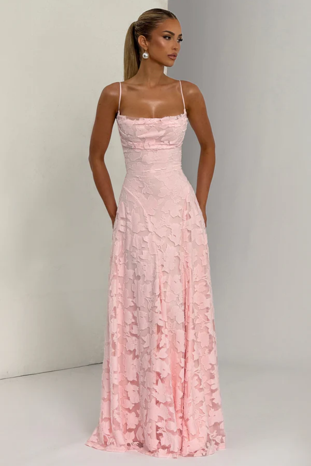 Lunariare – Kwiatowa koronka elegancji – Sukienka maxi-15216448504133-Róża Kwiatowa