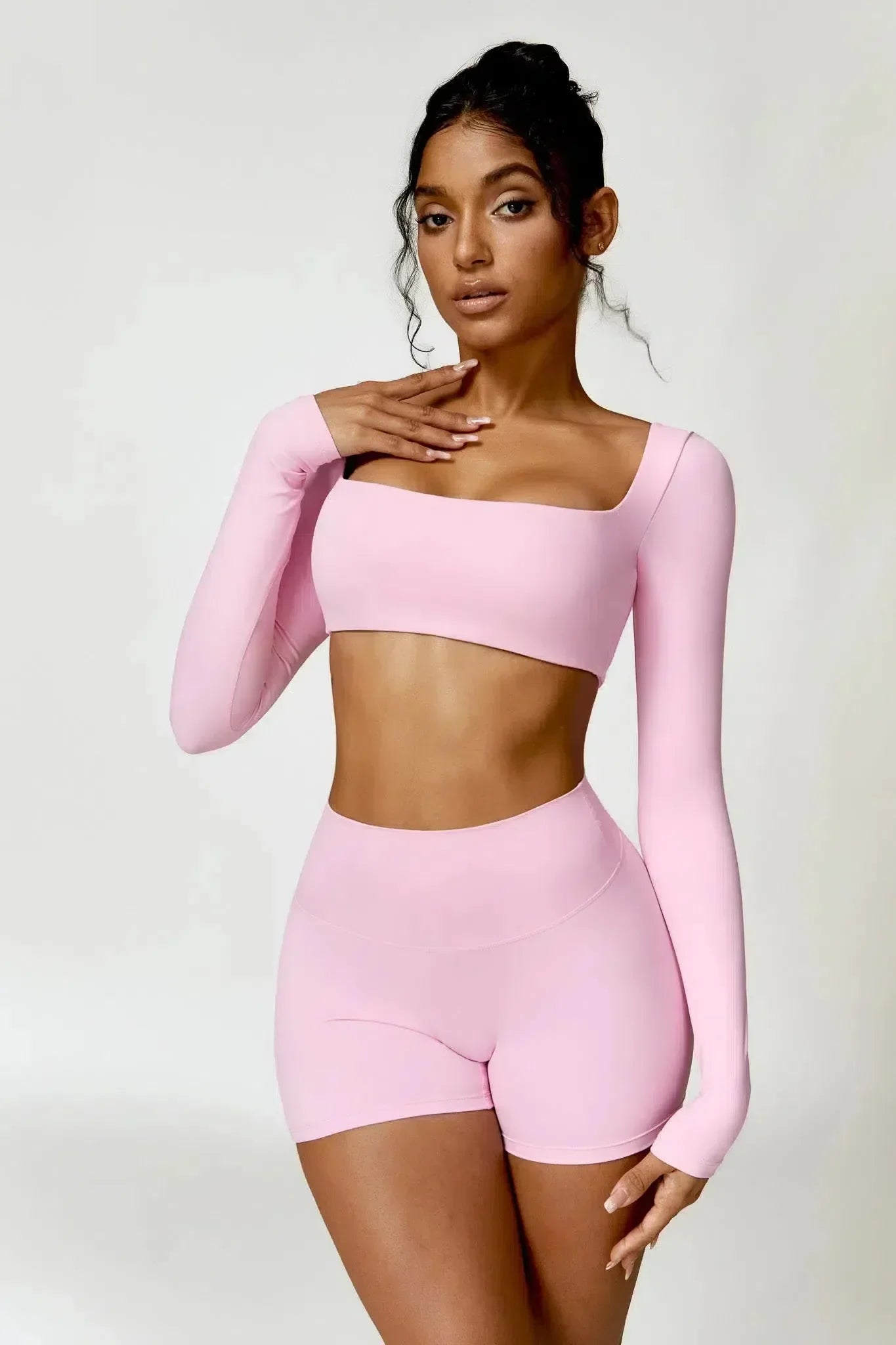 Niamh – Dekolt w kształcie litery U – Krótki top fitness z długim rękawem-15216370155845-Róża Kwiatowa