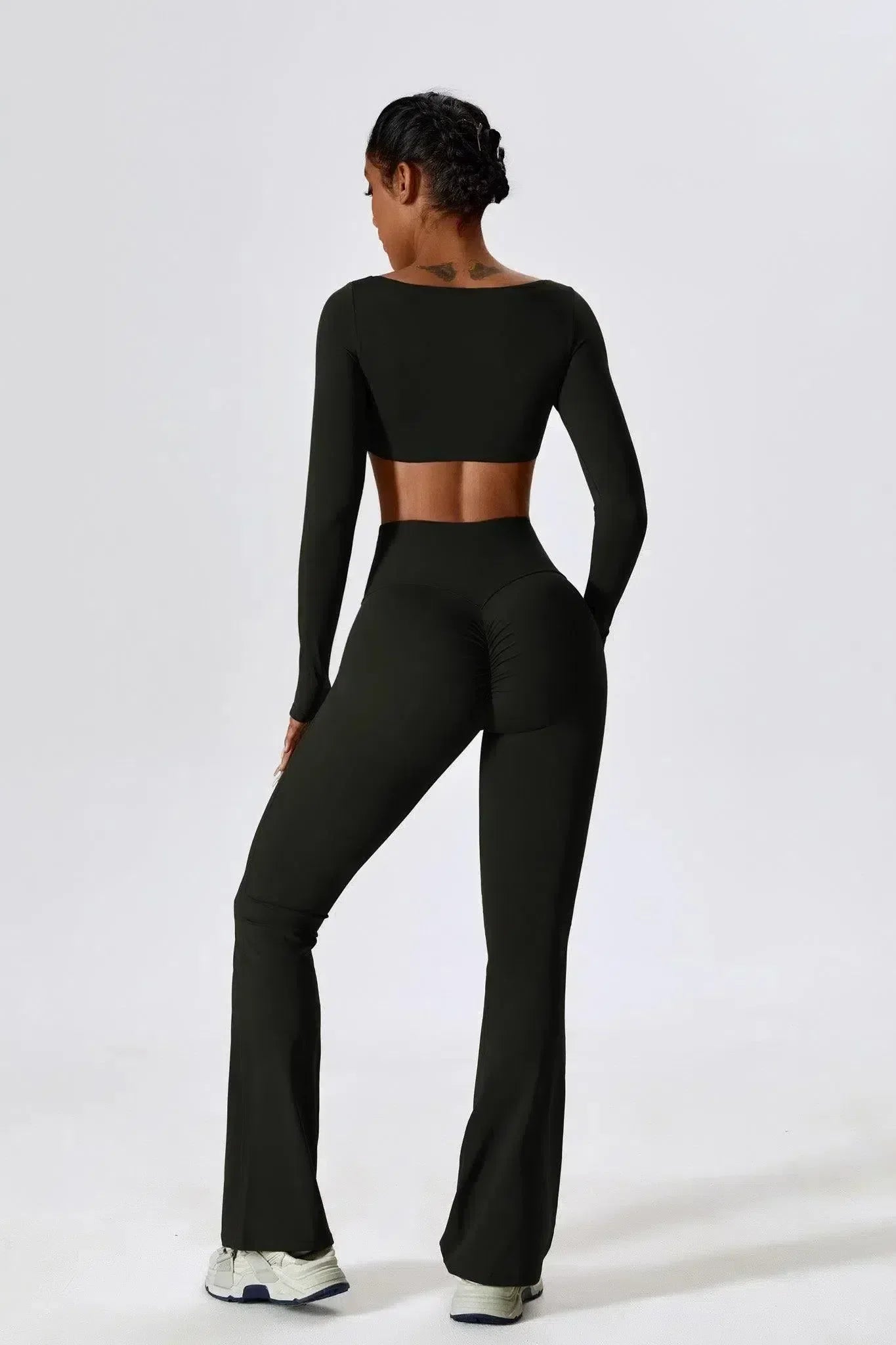 Oceane – Kwadratowy dekolt – Zestaw crop top i legginsy-15216254681413-Róża Kwiatowa