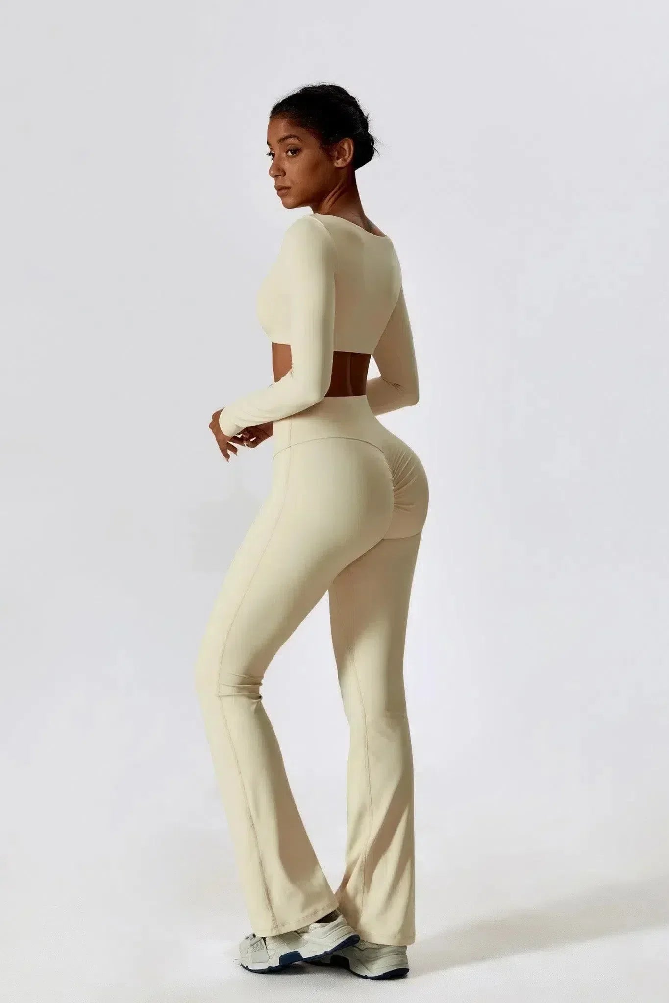 Oceane – Kwadratowy dekolt – Zestaw crop top i legginsy-15216254681413-Róża Kwiatowa