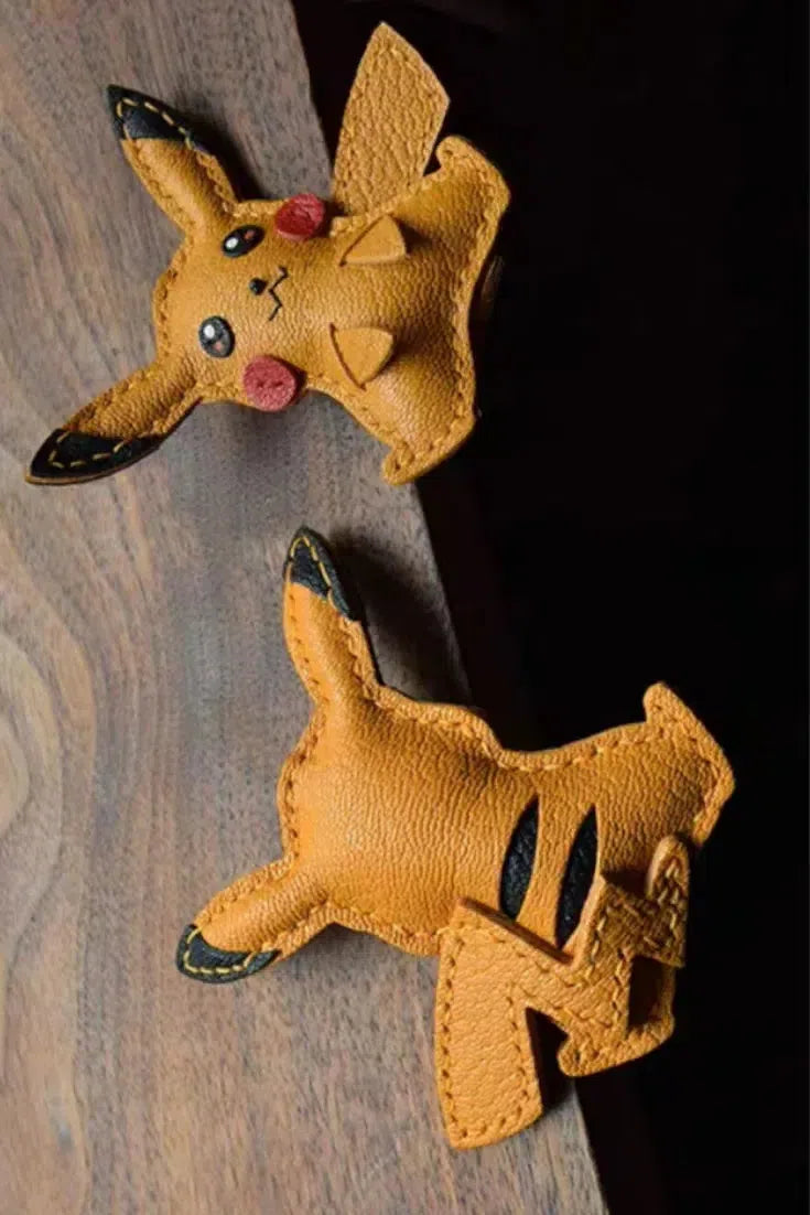 Pikachu – Ostra stylizacja – Zawieszka do torebki-15216246391109-Róża Kwiatowa