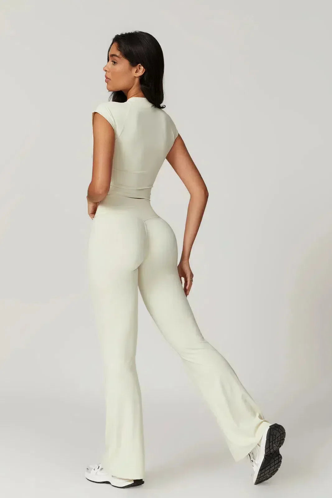 Regina – Krótki top – Zestaw top i legginsy-15216288203077-Róża Kwiatowa