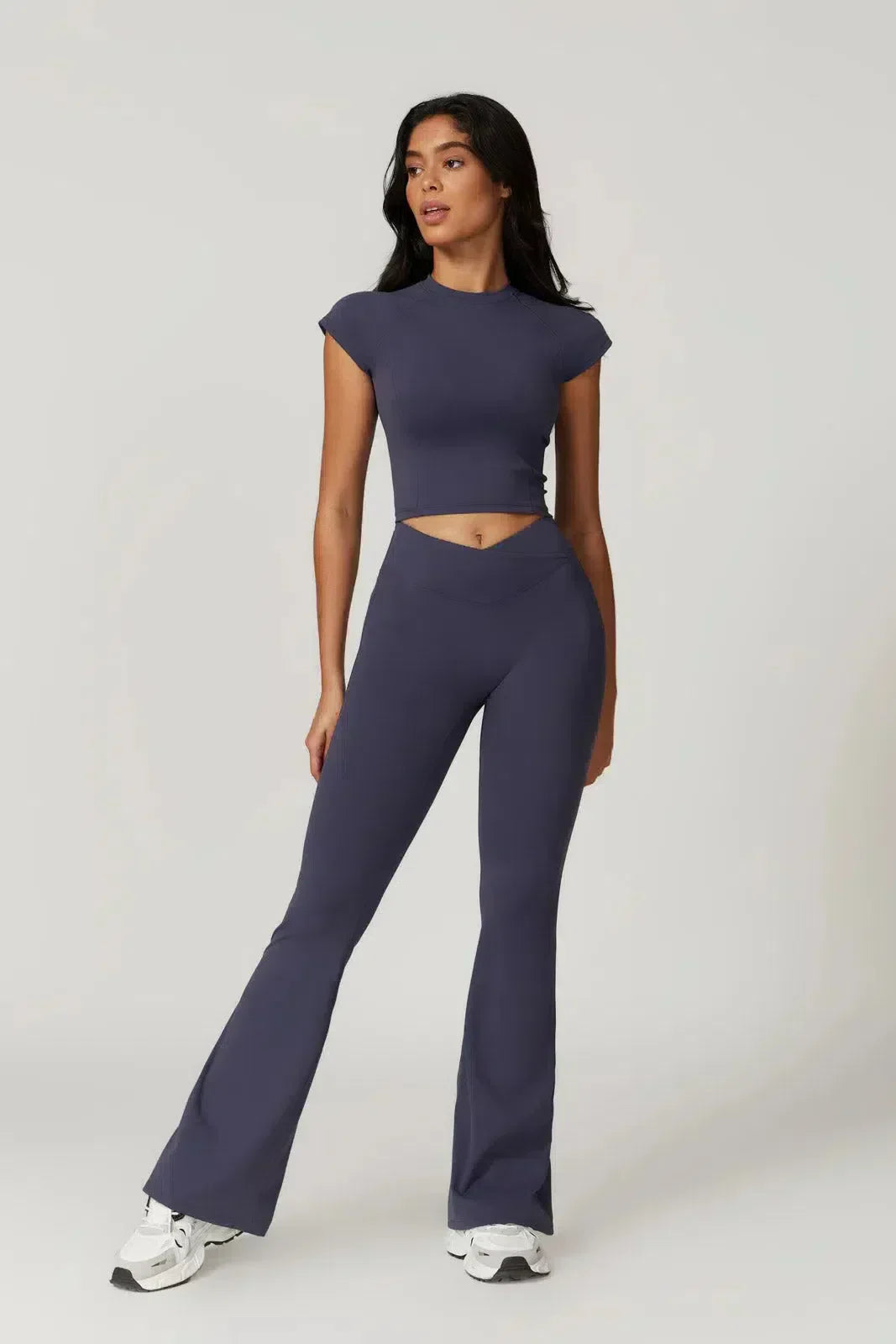 Regina – Krótki top – Zestaw top i legginsy-15216288203077-Róża Kwiatowa