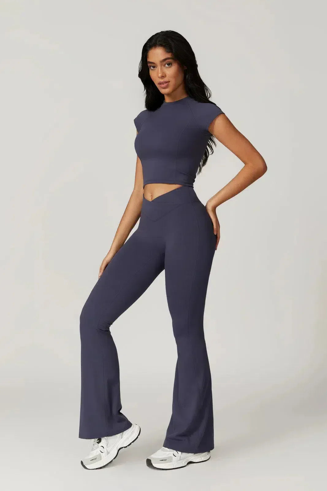 Regina – Krótki top – Zestaw top i legginsy-15216288203077-Róża Kwiatowa