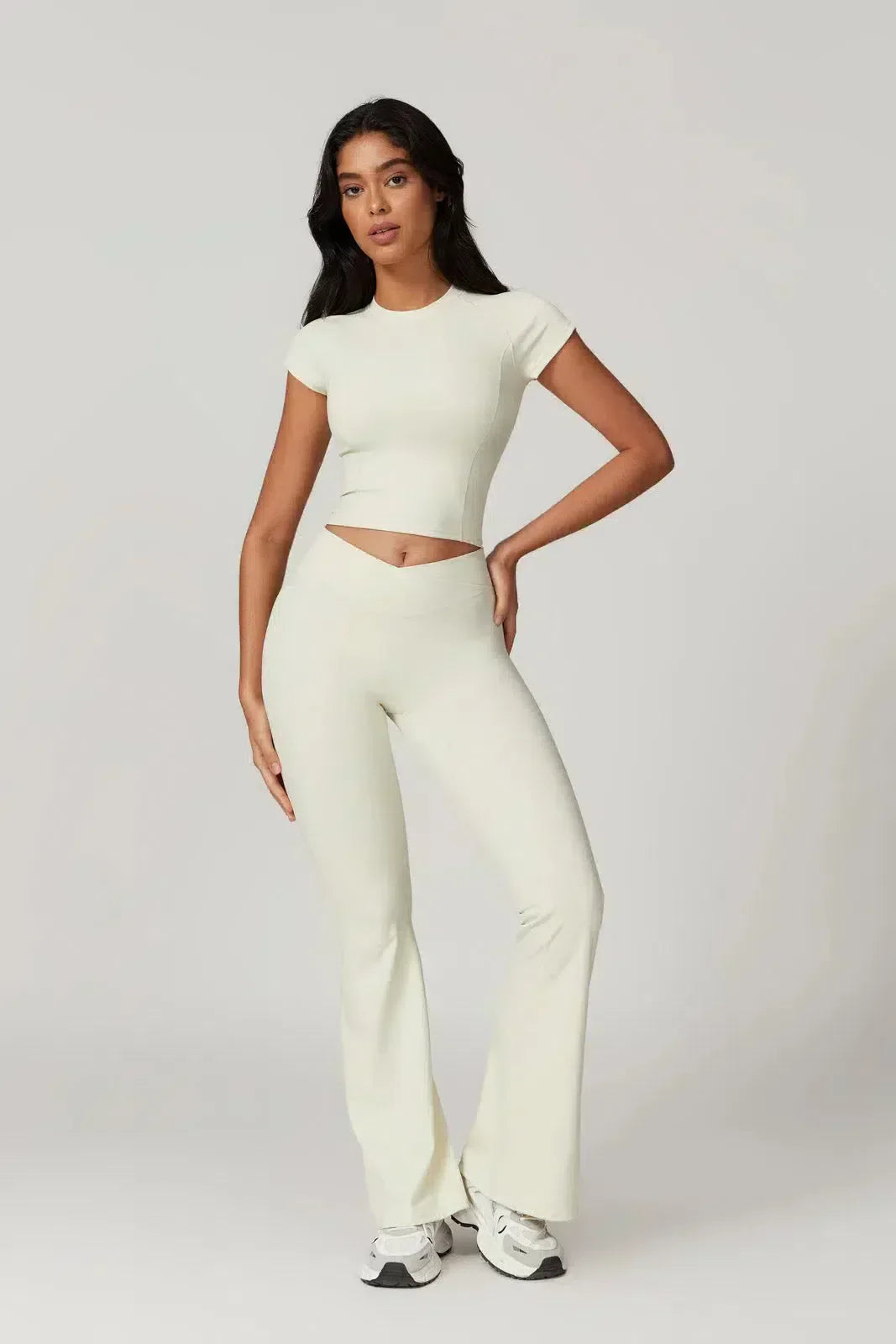 Regina – Krótki top – Zestaw top i legginsy-15216288203077-Róża Kwiatowa
